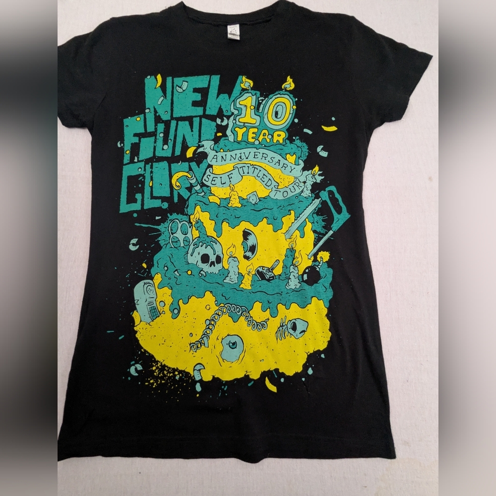 New Found Glory 10th Anniversary Self Titled Tour Cake Graphic Tee Shirt Medium